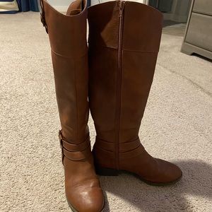 Gently worn, 7 1/2 size rider boots